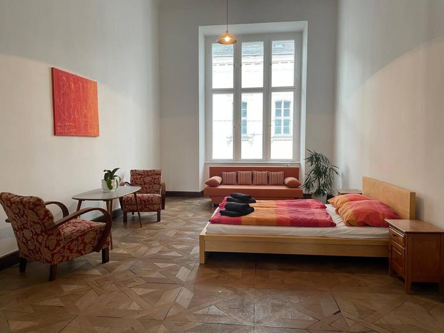 Geraeumige Altbauwohnung Im Zentrum Graz Eksteriør billede